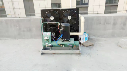 某食品廠制冷機(jī)組維保項(xiàng)目