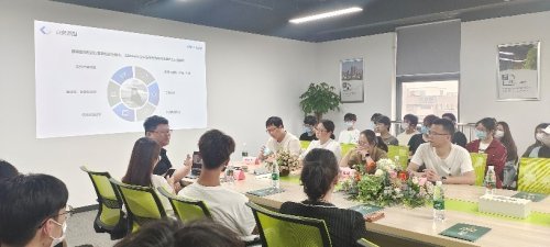 未來已來，將至已至 無錫城市職業(yè)技術(shù)學(xué)院工業(yè)互聯(lián)網(wǎng)學(xué)院教育咨詢引領(lǐng)新時(shí)代人才培養(yǎng)